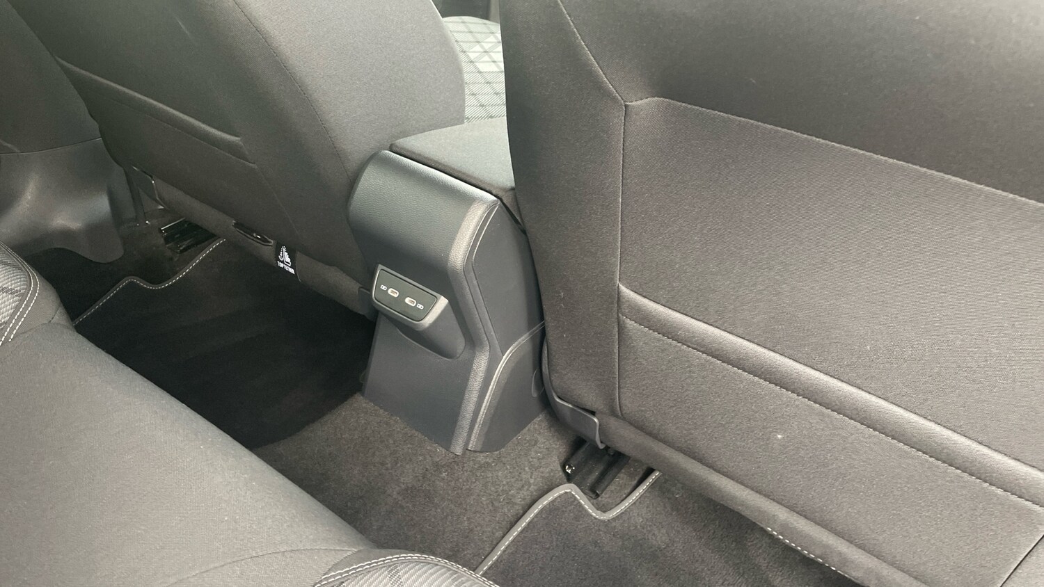 Used Volkswagen Polo 2022 for sale - 75931771: Photo 32