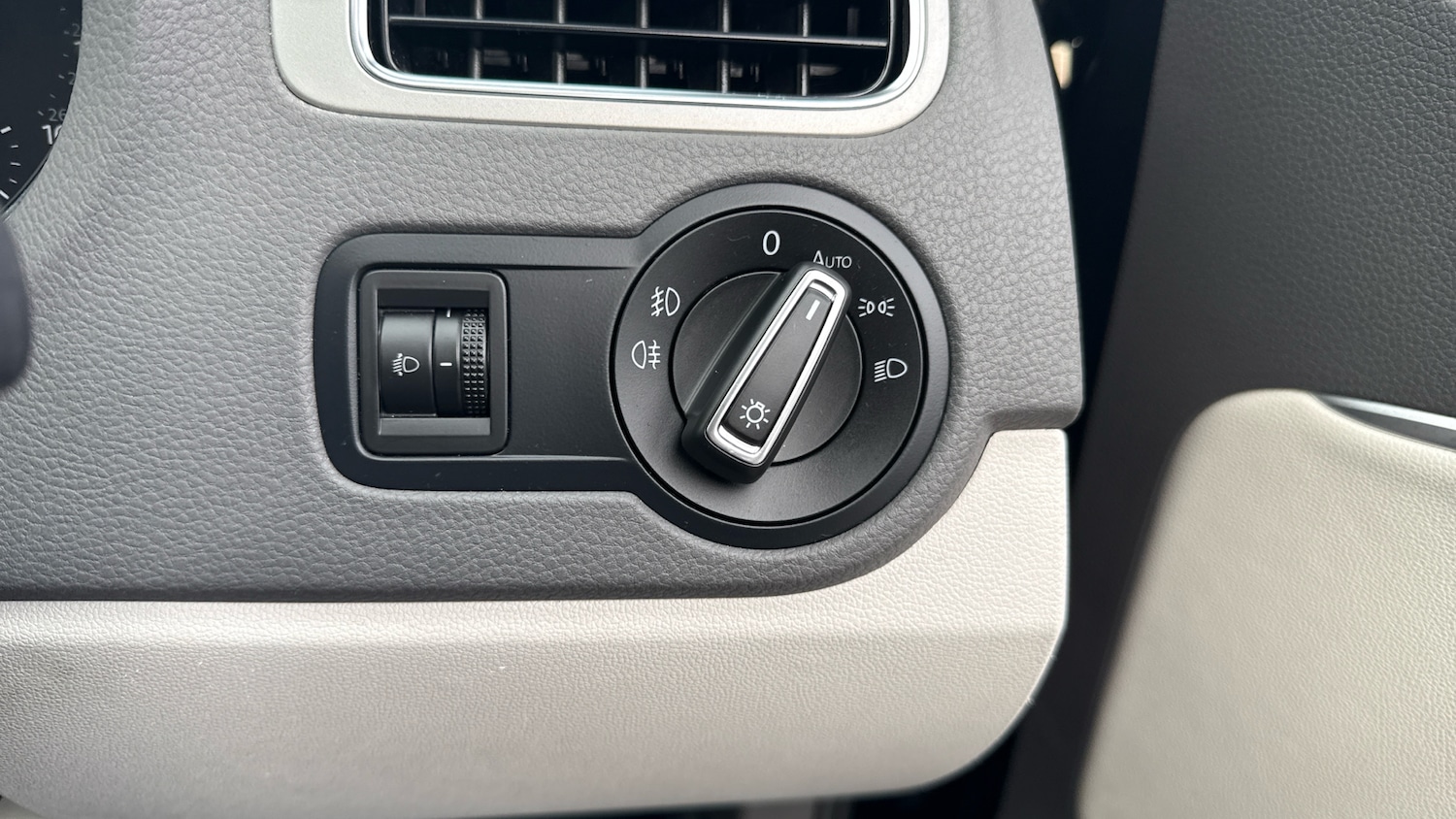 Used Volkswagen Polo 2017 for sale - 76505563: Photo 22