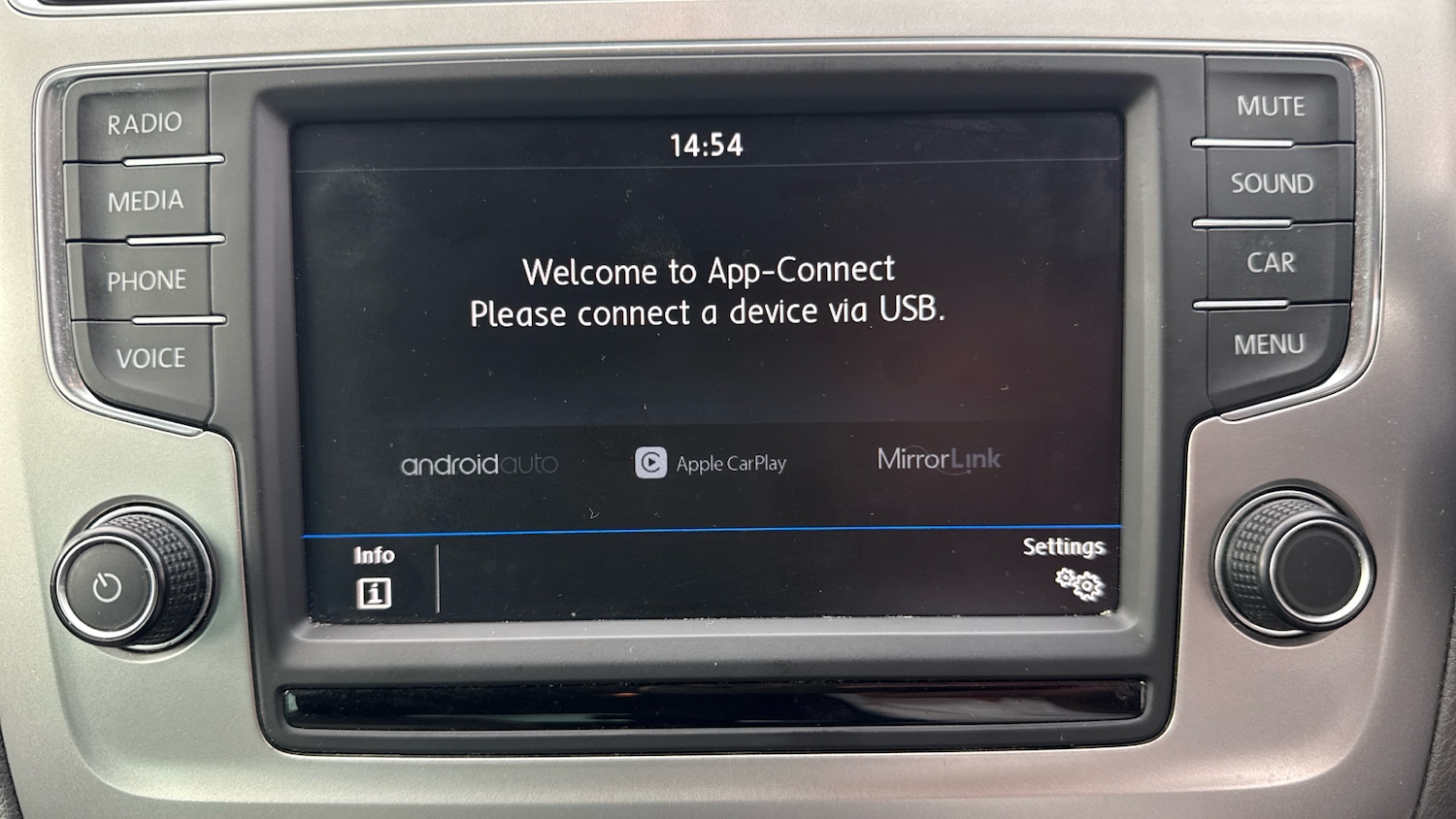 Used Volkswagen Polo 2017 for sale - 76505563: Photo 28