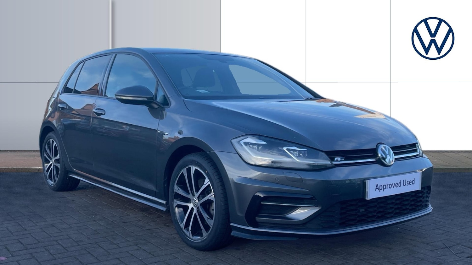 Used Volkswagen Golf 2020 for sale - 76663617: Photo 1