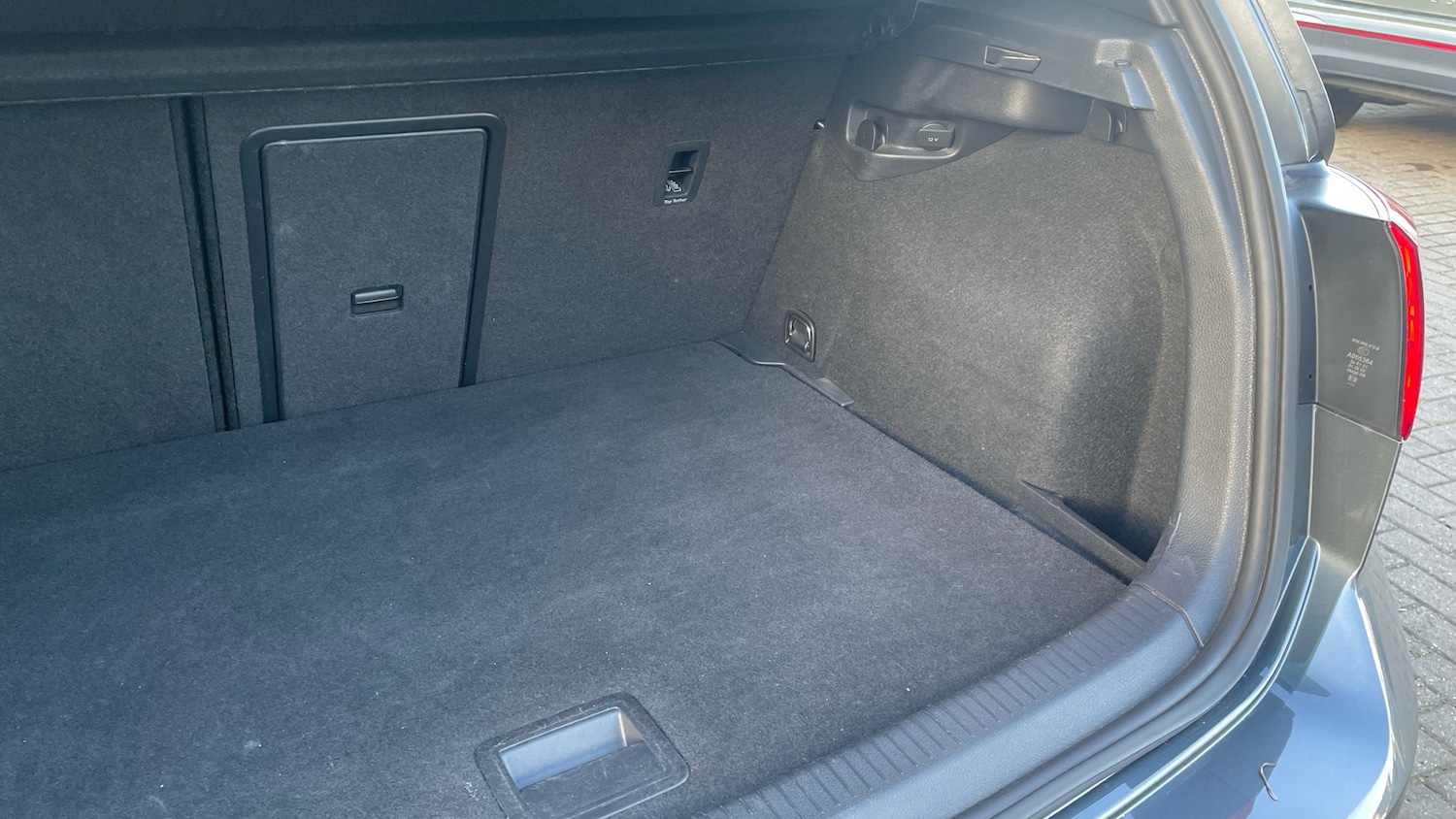 Used Volkswagen Golf 2020 for sale - 76663617: Photo 40