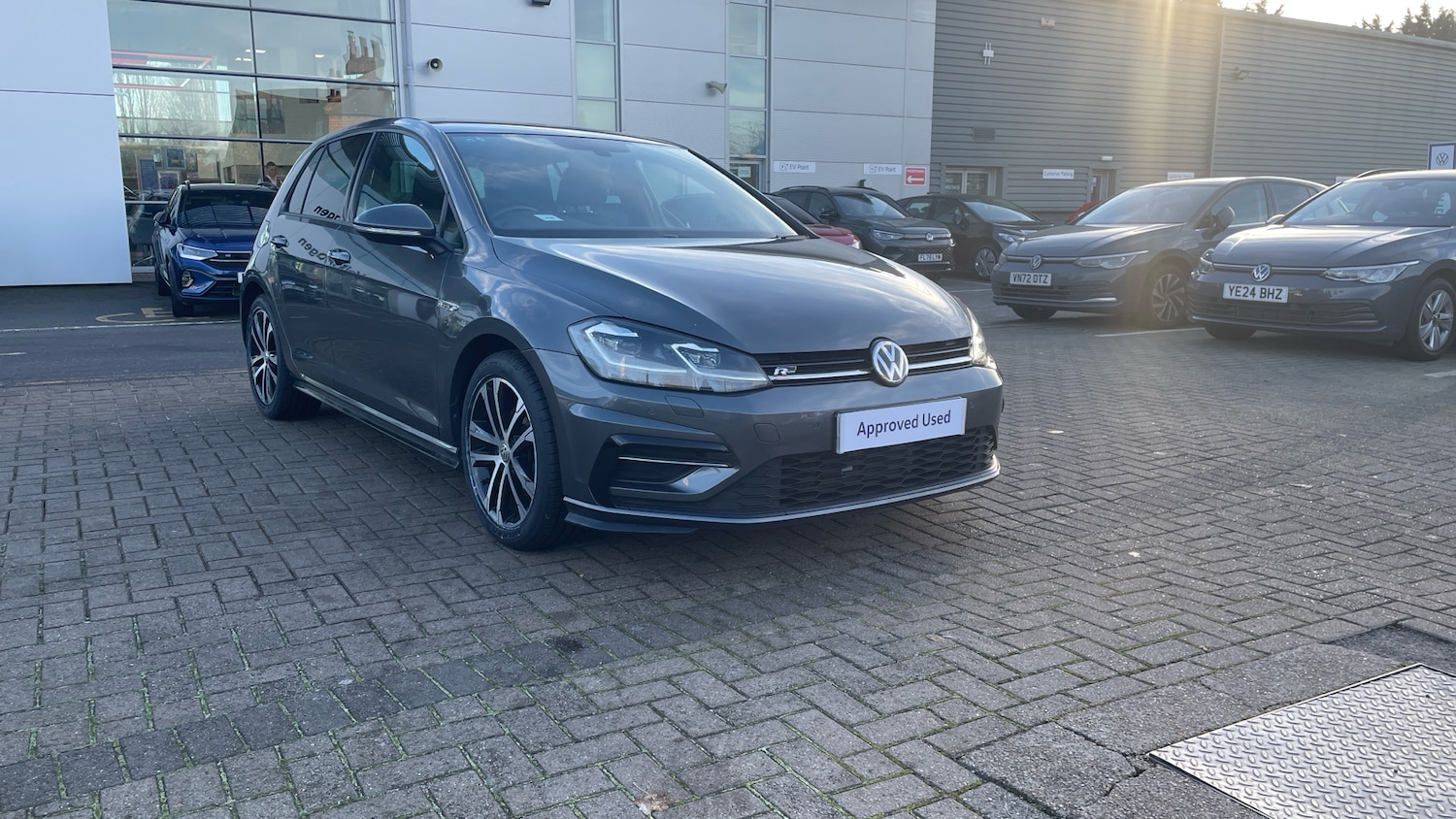 Used Volkswagen Golf 2020 for sale - 76663617: Photo 43