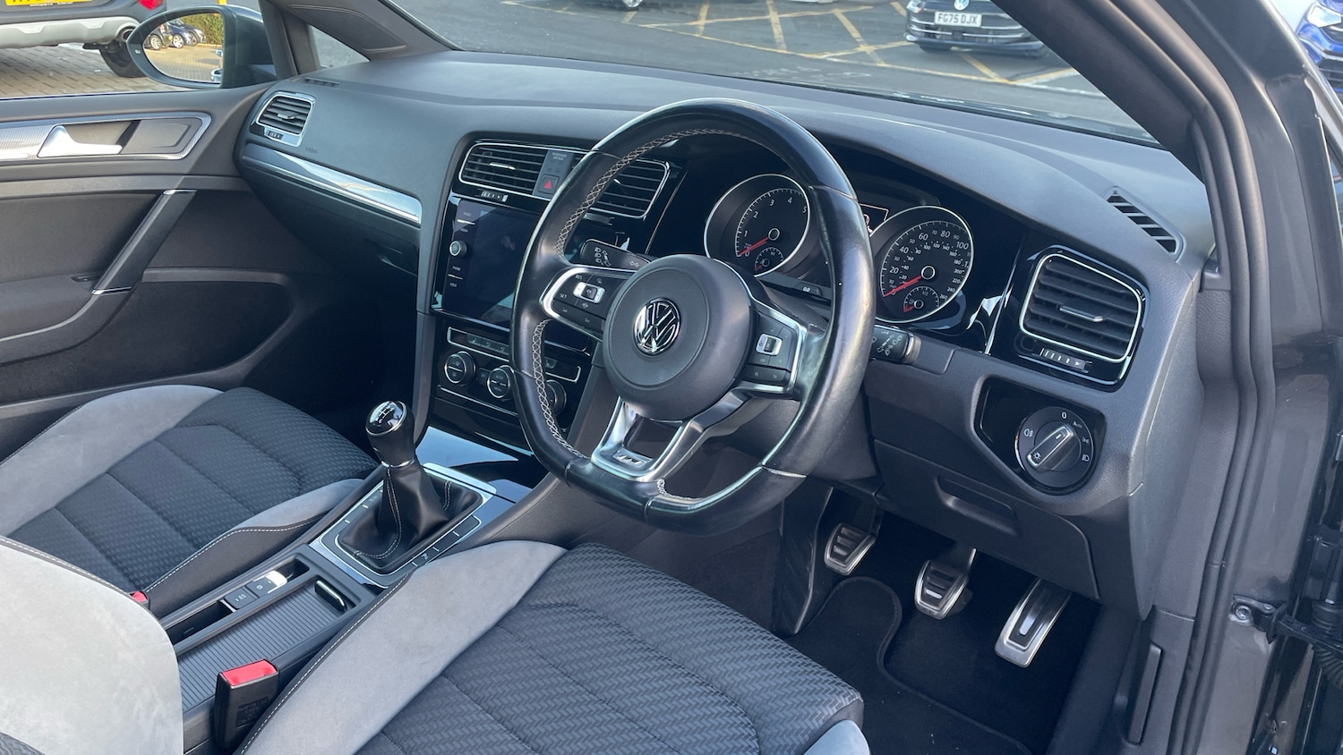 Used Volkswagen Golf 2020 for sale - 76663617: Photo 6