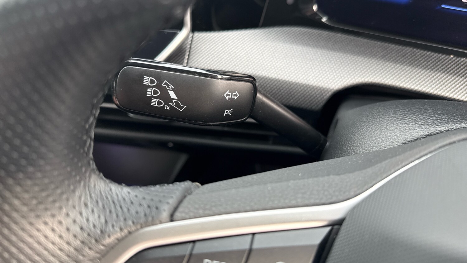 Used Volkswagen Golf 2025 for sale - 77493224: Photo 24