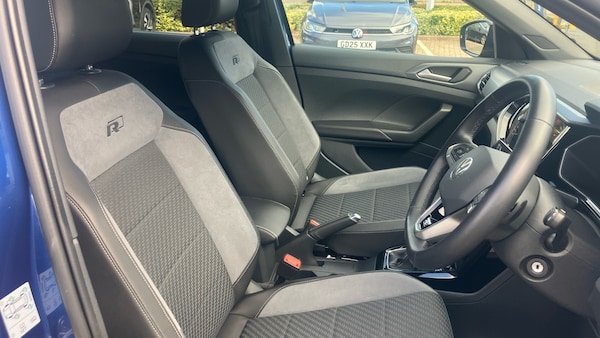 Used Volkswagen T-Cross 2024 for sale - 76196352: Photo 15