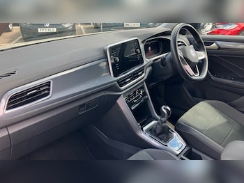 Used Volkswagen T-Roc 2022 for sale - 79458363: Photo