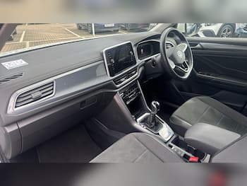 Used Volkswagen T-Roc 2023 for sale - 79719586: Photo