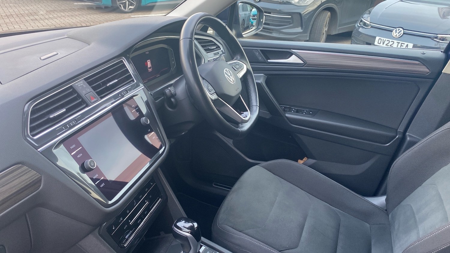 Used Volkswagen Tiguan Allspace 2022 for sale - 76320012: Photo 2