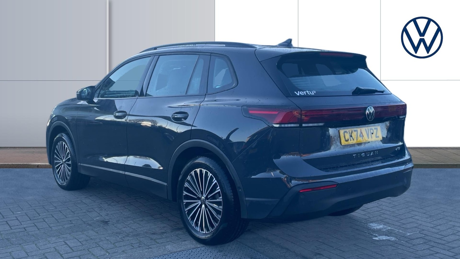 Used Volkswagen Tiguan 2024 for sale - 77078971: Photo 3