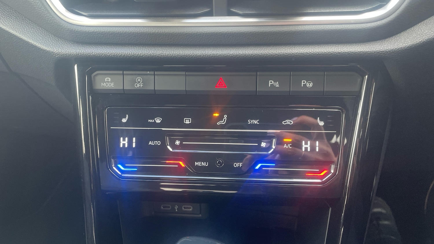 Used Volkswagen T-Roc 2025 for sale - 78081631: Photo 13