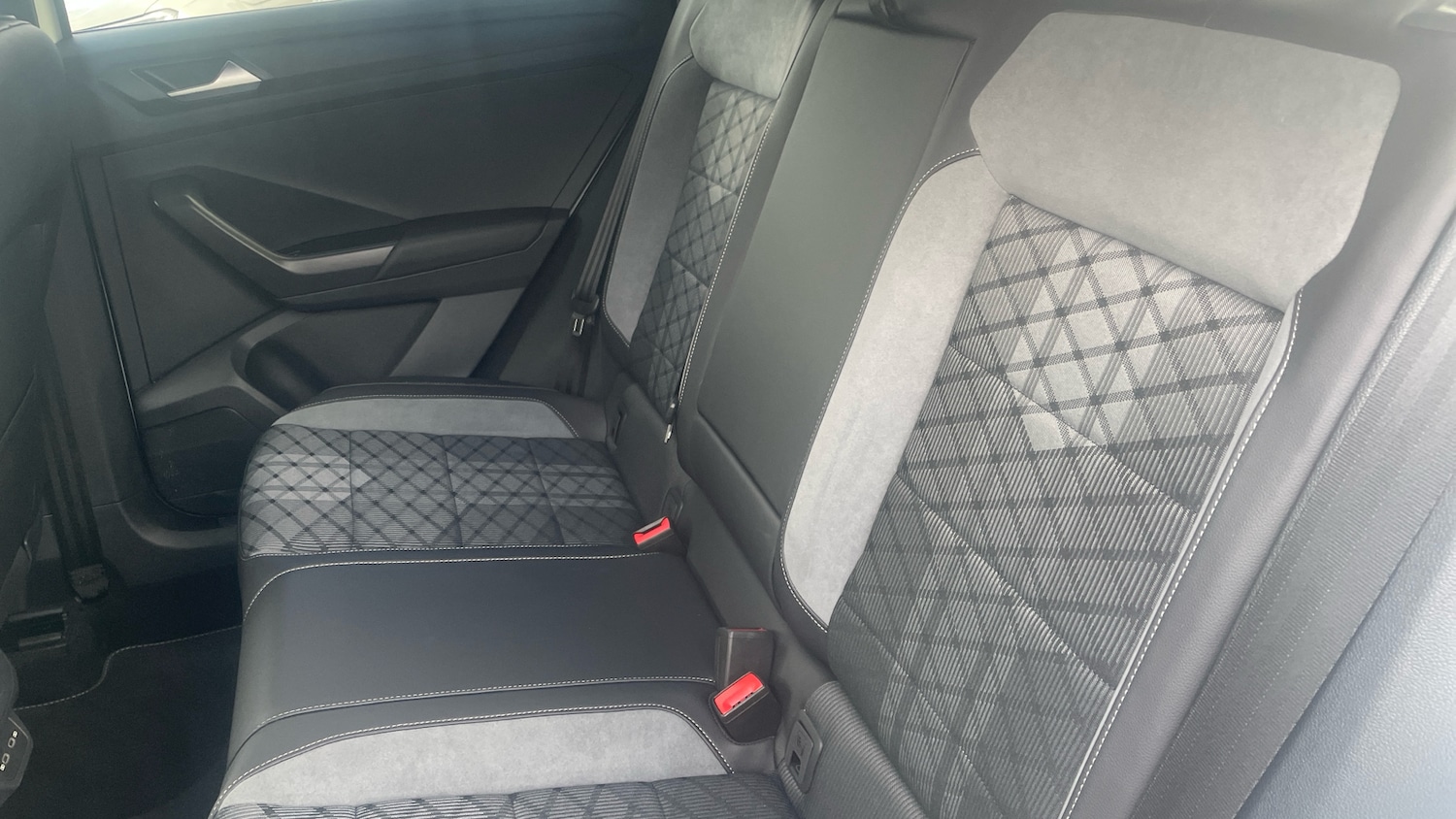 Used Volkswagen T-Roc 2025 for sale - 78081631: Photo 22