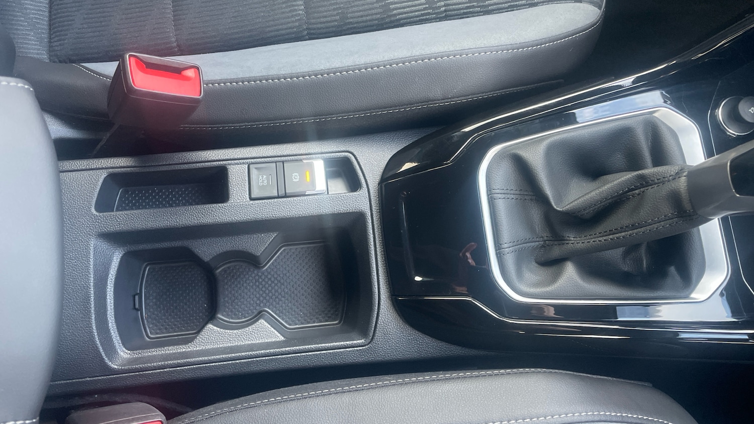 Used Volkswagen T-Roc 2025 for sale - 78081631: Photo 38