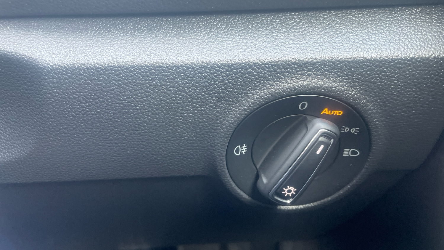 Used Volkswagen T-Roc 2025 for sale - 78081631: Photo 40