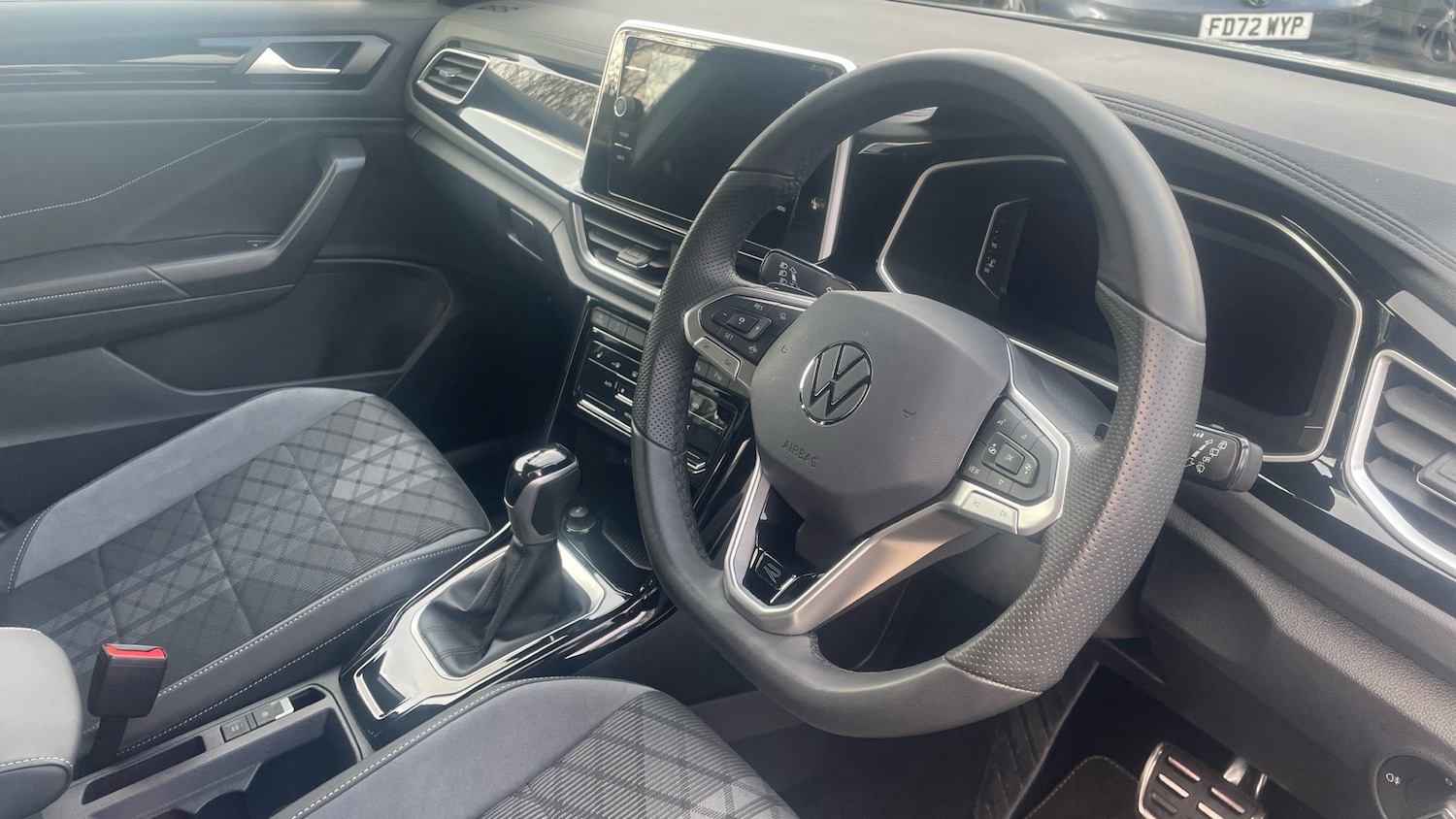 Used Volkswagen T-Roc 2025 for sale - 78081631: Photo 6