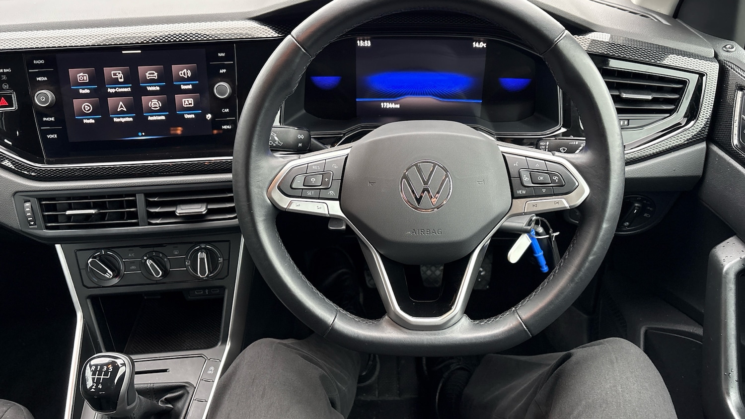 Used Volkswagen Polo 2023 for sale - 77663302: Photo 10