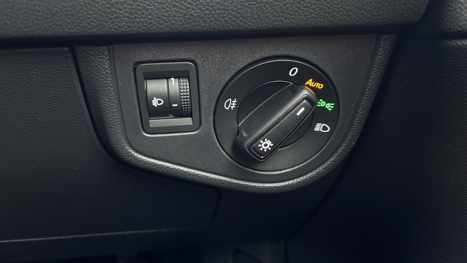 Used Volkswagen Polo 2023 for sale - 77663302: Photo 32