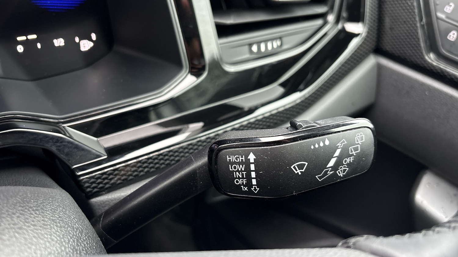 Used Volkswagen Polo 2023 for sale - 77663302: Photo 33