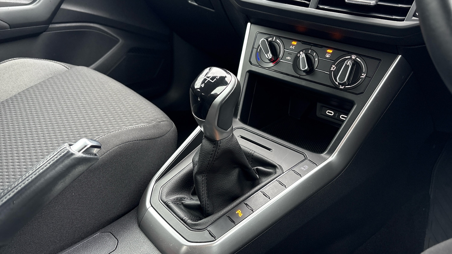 Used Volkswagen Polo 2023 for sale - 77663302: Photo 39