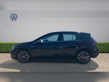 Used Volkswagen Golf 2023 for sale - 78370839: Photo