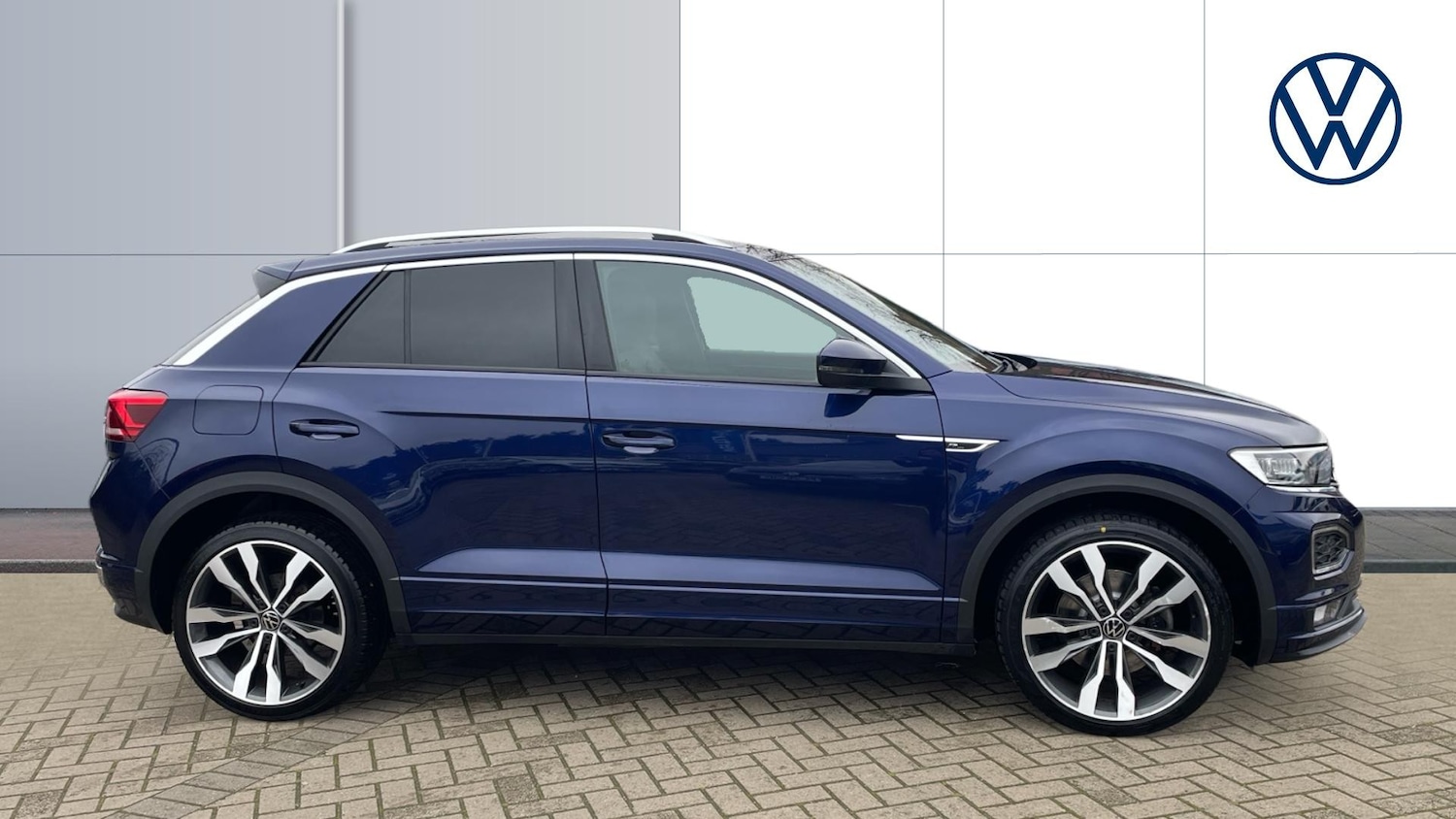 Used Volkswagen T-Roc 2021 for sale - 77516345: Photo 4