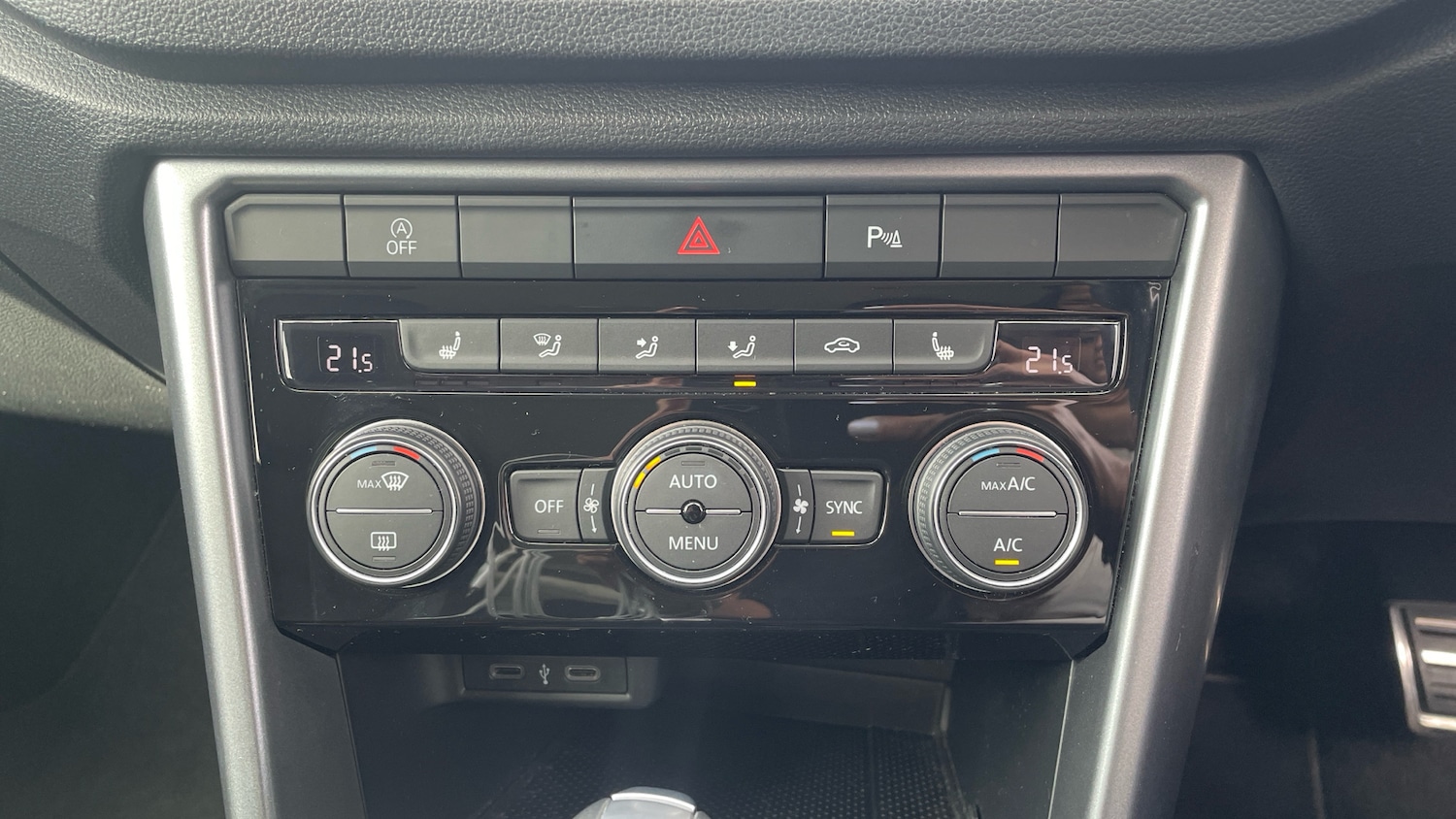Used Volkswagen T-Roc 2021 for sale - 76076265: Photo 13