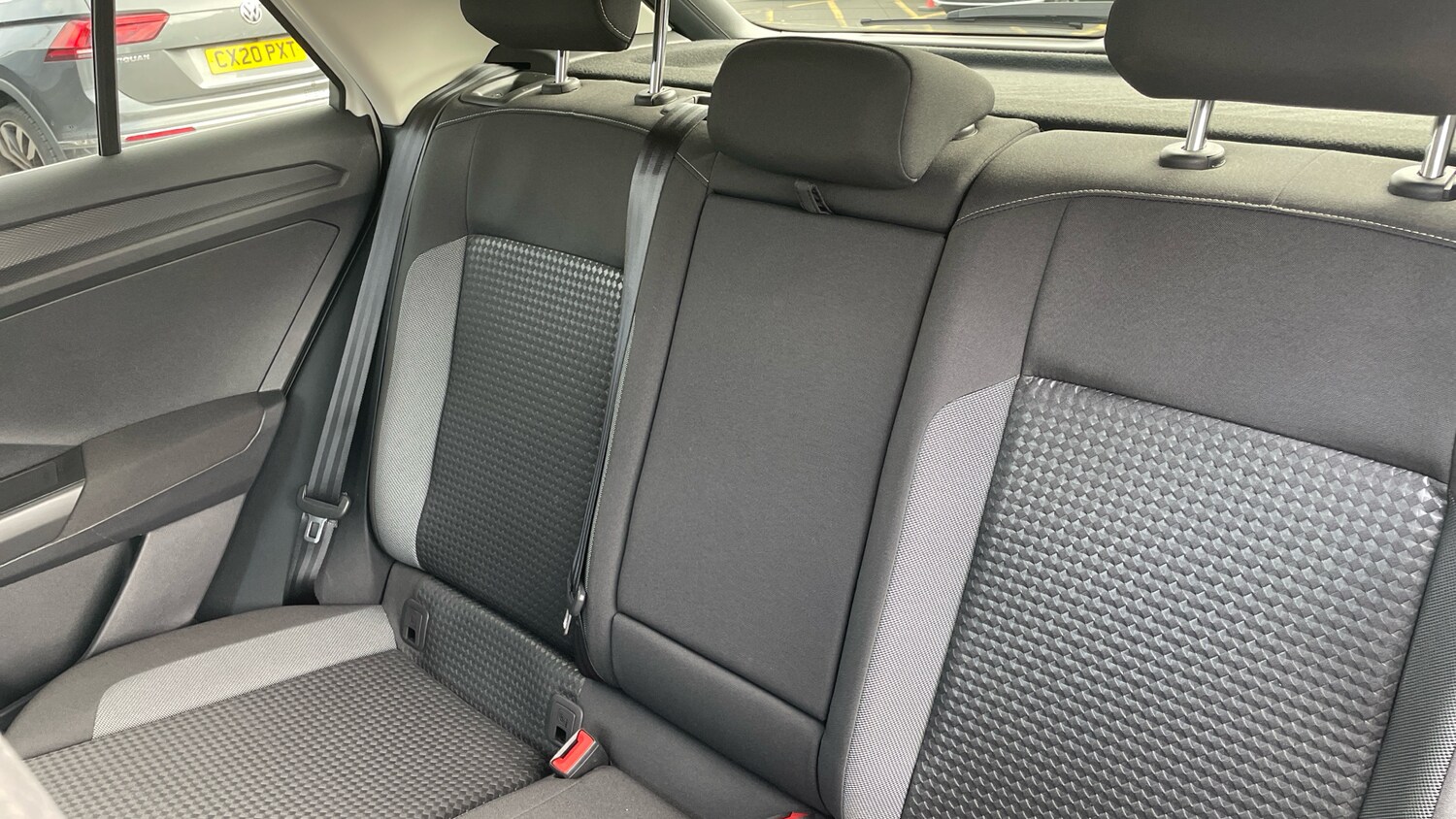 Used Volkswagen T-Roc 2021 for sale - 76076265: Photo 16