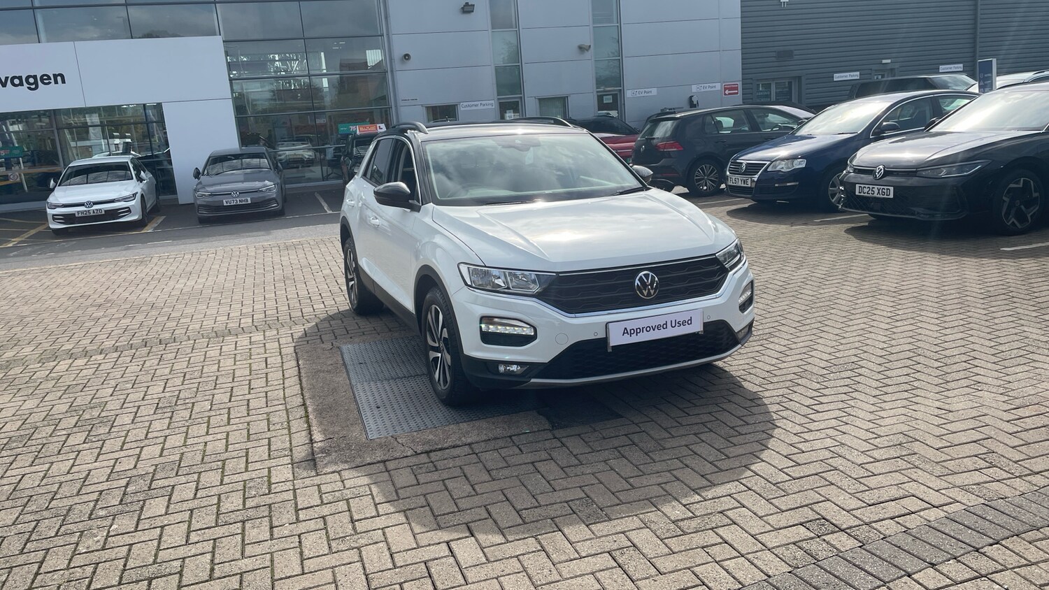 Used Volkswagen T-Roc 2021 for sale - 76076265: Photo 44