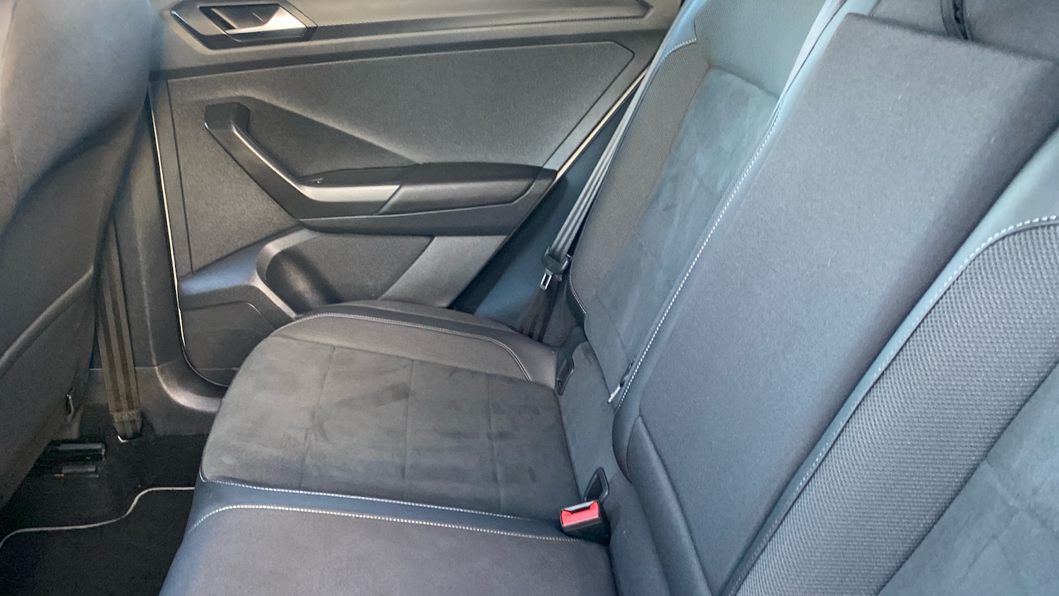 Used Volkswagen T-Roc 2022 for sale - 77136068: Photo 16