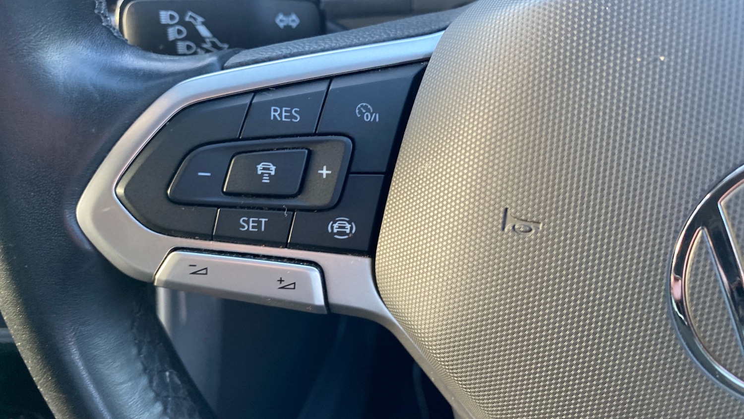 Used Volkswagen T-Roc 2022 for sale - 77136068: Photo 17