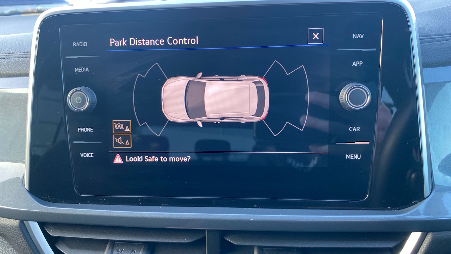 Used Volkswagen T-Roc 2022 for sale - 77136068: Photo 26