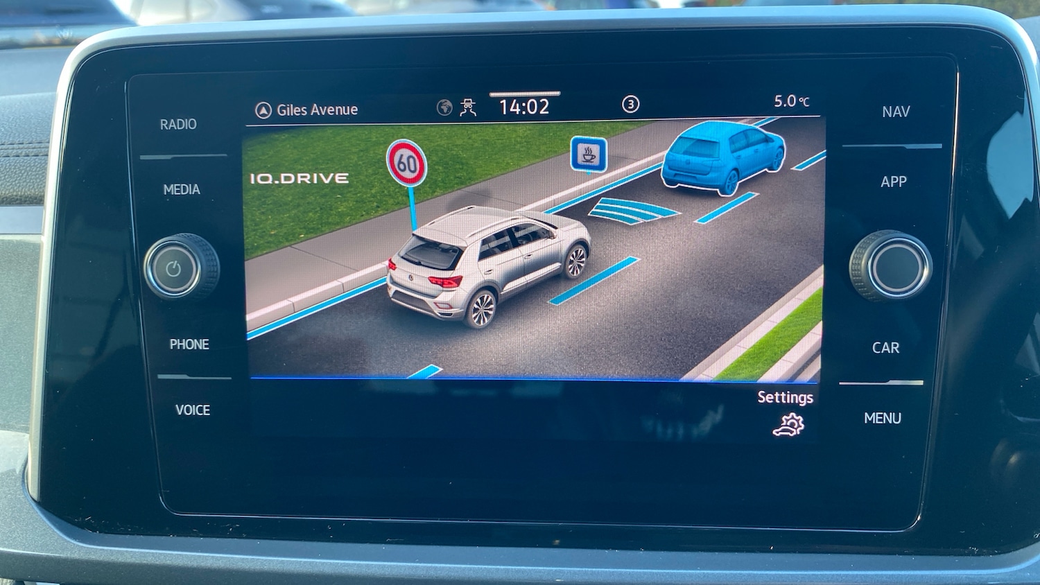 Used Volkswagen T-Roc 2022 for sale - 77136068: Photo 28