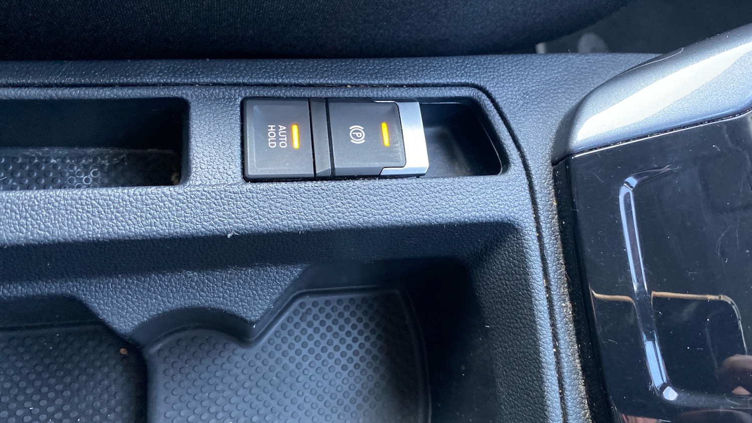 Used Volkswagen T-Roc 2022 for sale - 77136068: Photo 42