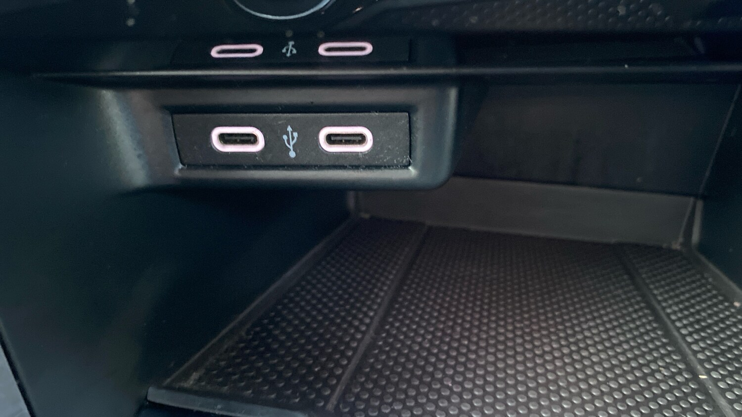 Used Volkswagen T-Roc 2022 for sale - 77136068: Photo 43