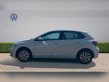 Used Volkswagen Polo 2024 for sale - 78521288: Photo