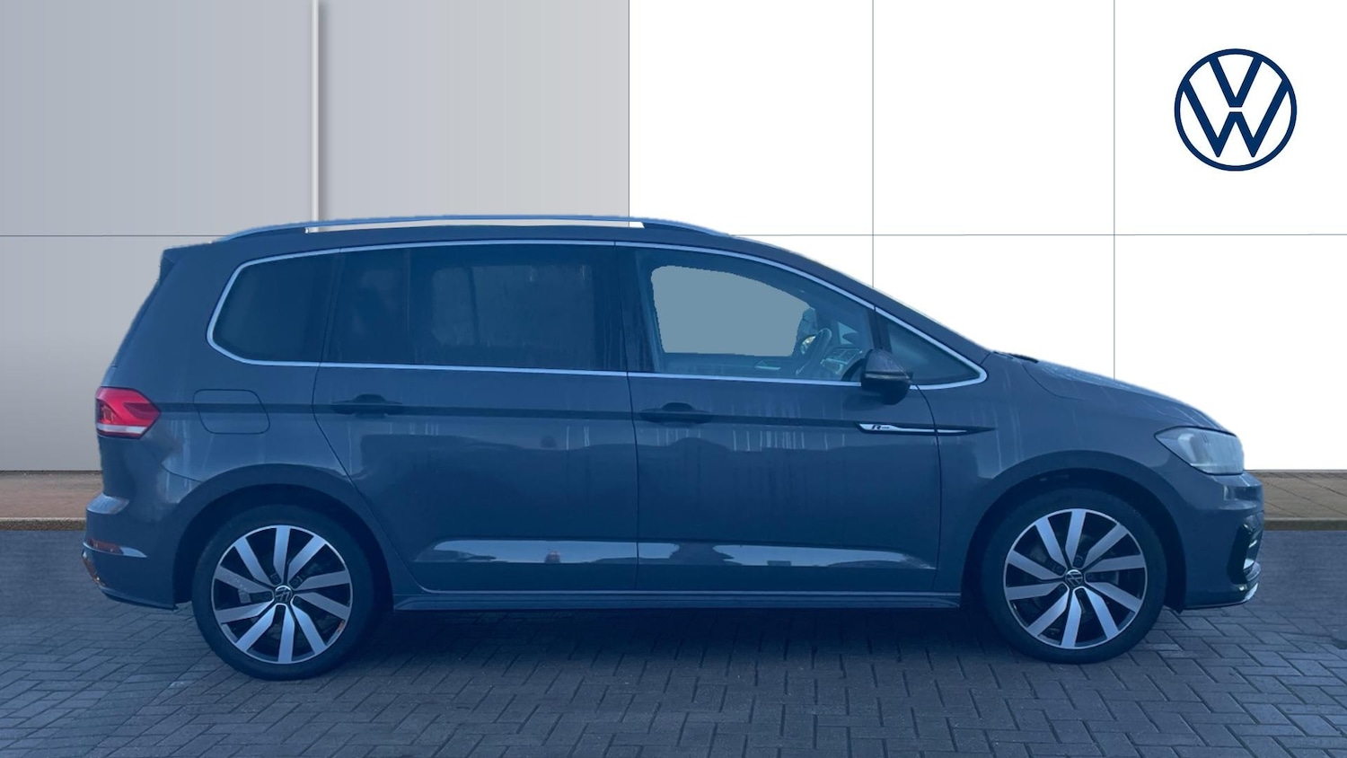 Used Volkswagen Touran 2022 for sale - 76818768: Photo 4