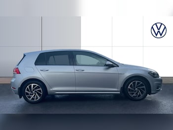 Used Volkswagen Golf 2020 for sale - 75959384: Photo