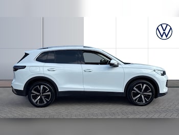 Used Volkswagen Tiguan 2024 for sale - 75425240: Photo