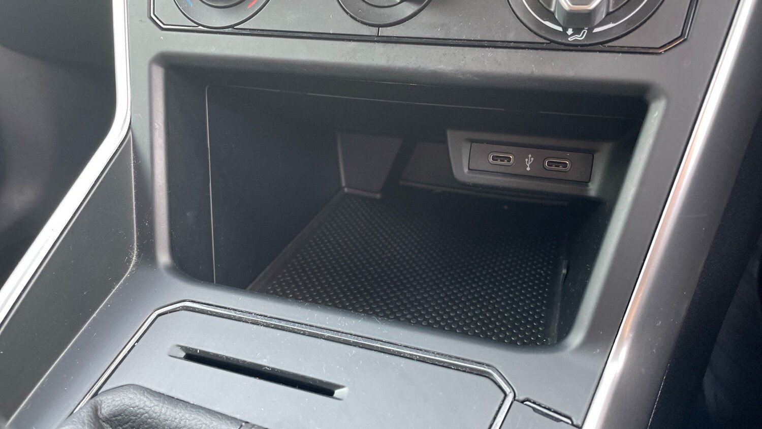 Used Volkswagen Polo 2022 for sale - 76252550: Photo 30