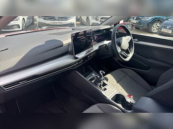 Used Volkswagen Golf 2026 for sale - 79312098: Photo