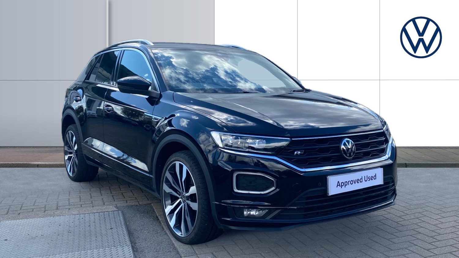 Used Volkswagen T-Roc 2021 for sale - 76076257: Photo 1