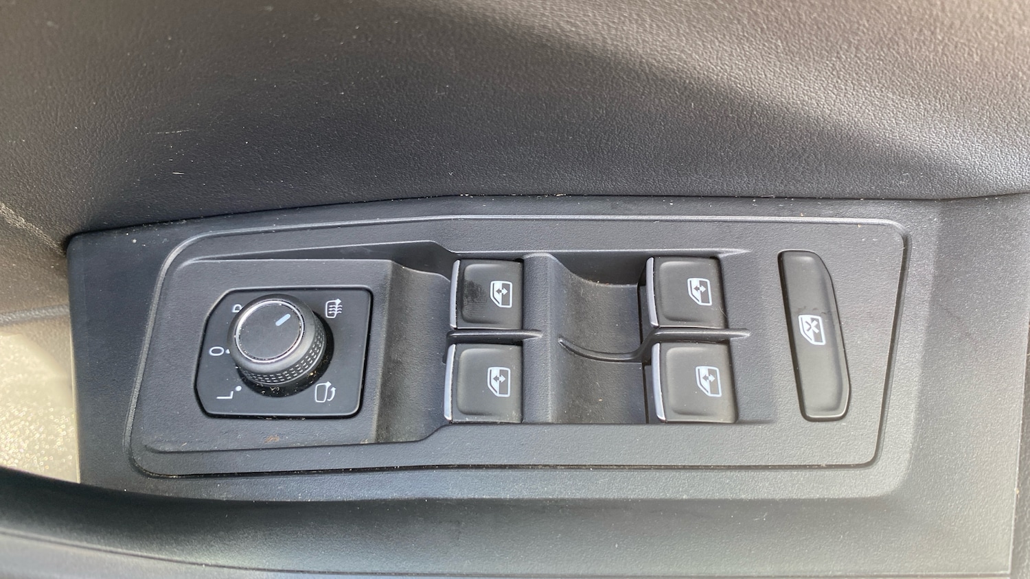 Used Volkswagen T-Roc 2021 for sale - 76076257: Photo 19