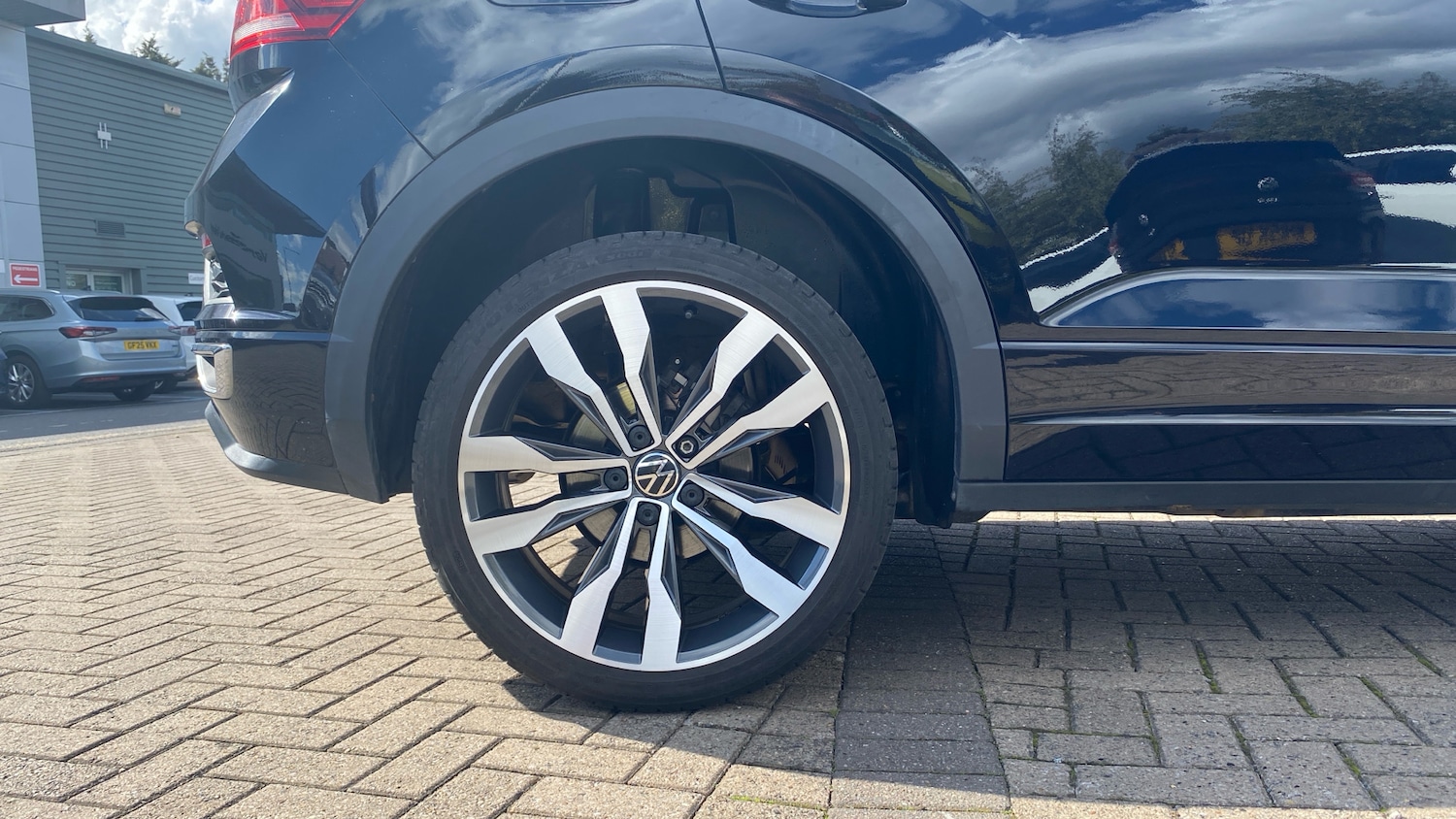 Used Volkswagen T-Roc 2021 for sale - 76076257: Photo 5