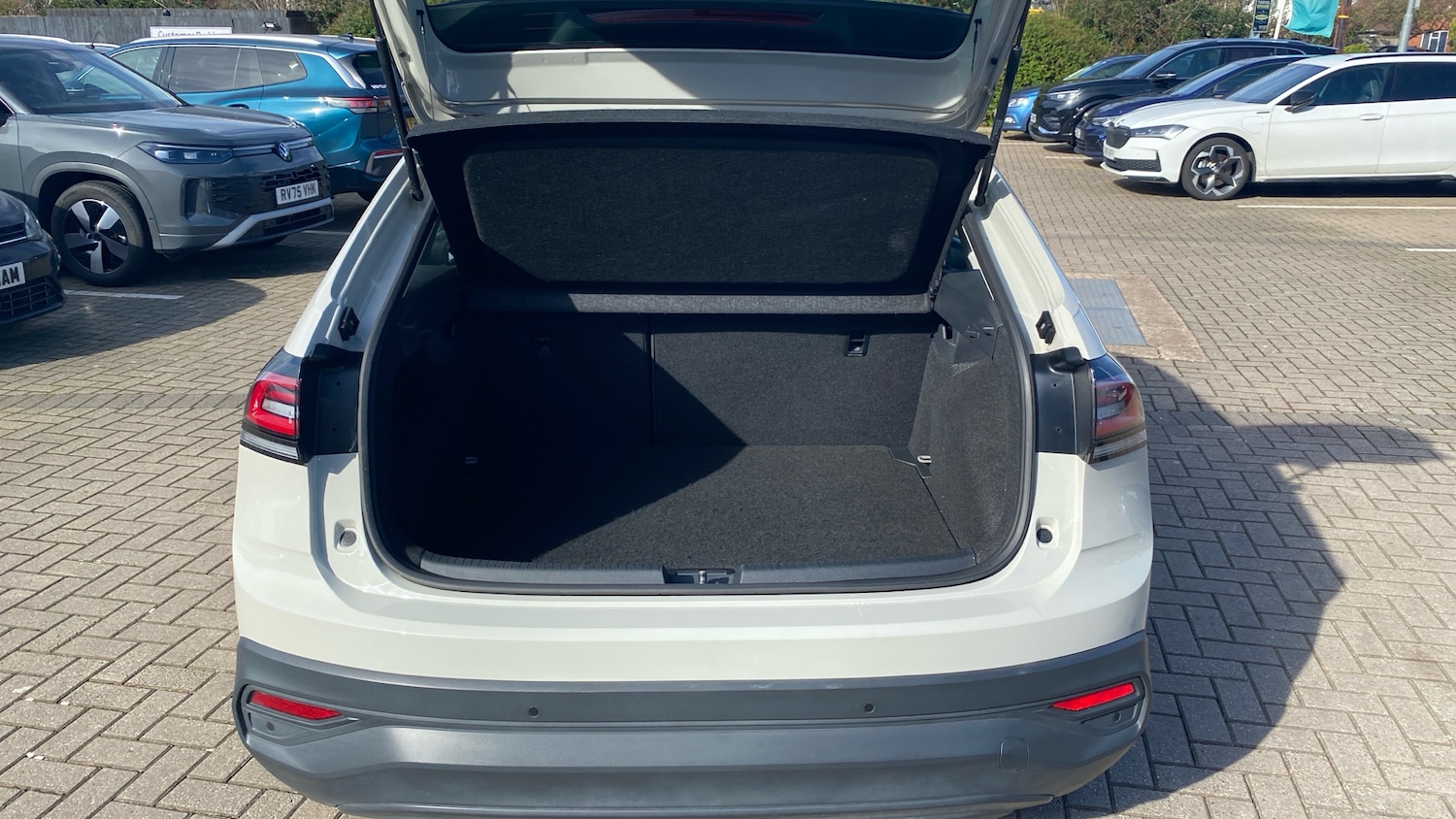 Used Volkswagen Taigo 2023 for sale - 77777439: Photo 20