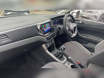 Used Volkswagen Polo 2024 for sale - 78510615: Photo