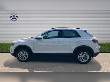 Used Volkswagen T-Roc 2023 for sale - 79330114: Photo