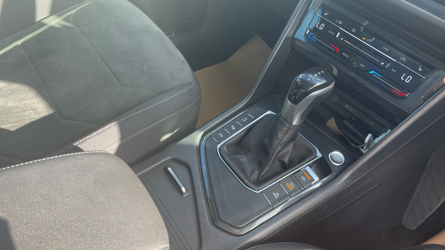 Used Volkswagen Tiguan 2021 for sale - 76038150: Photo 14