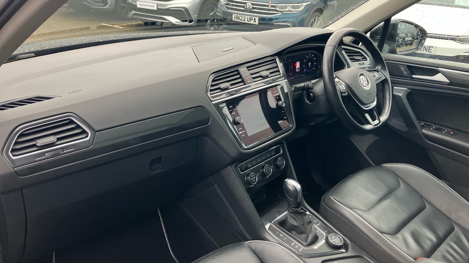 Used Volkswagen Tiguan 2020 for sale - 77676980: Photo 2