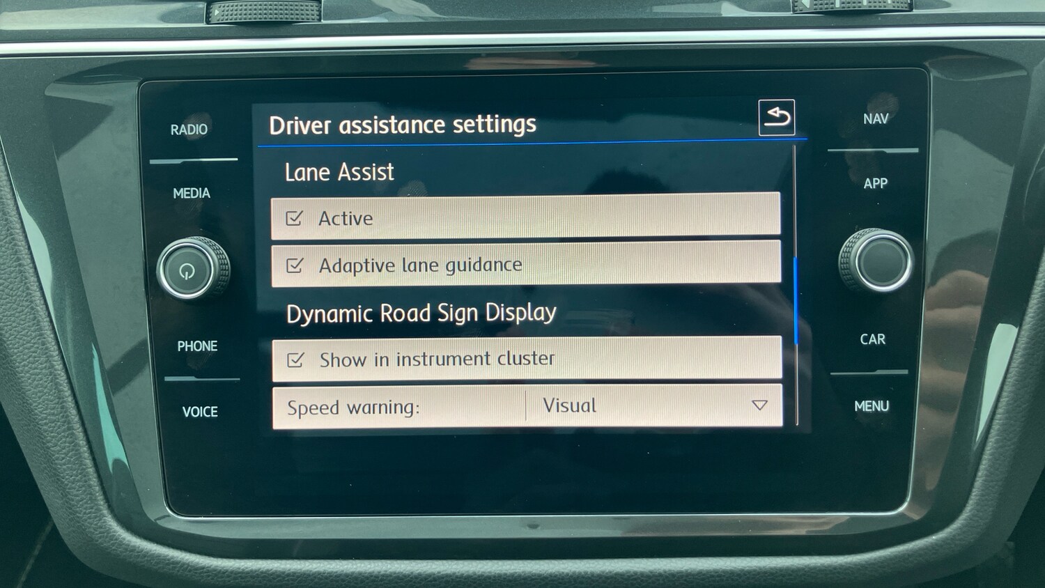 Used Volkswagen Tiguan 2020 for sale - 77676980: Photo 36