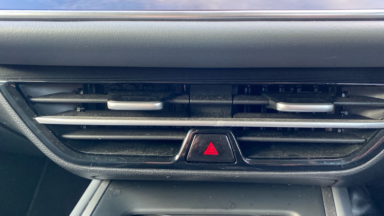 Used Volkswagen Passat 2024 for sale - 76627764: Photo 13