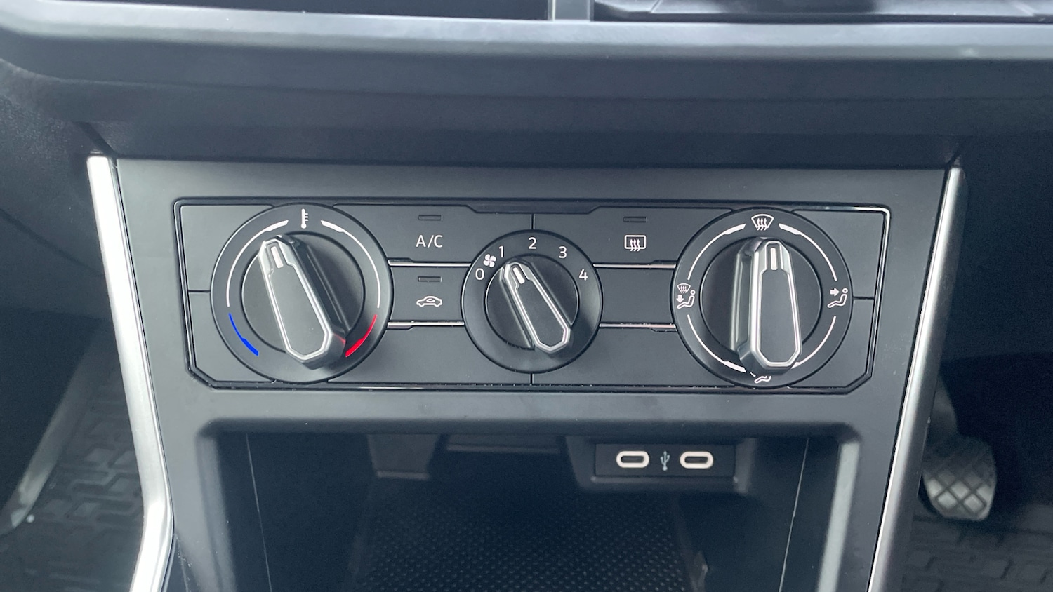 Used Volkswagen Polo 2024 for sale - 77950280: Photo 13